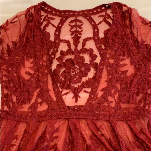 Stunning Red Deep V Neckline Lace Dress - Picture 7 of 7